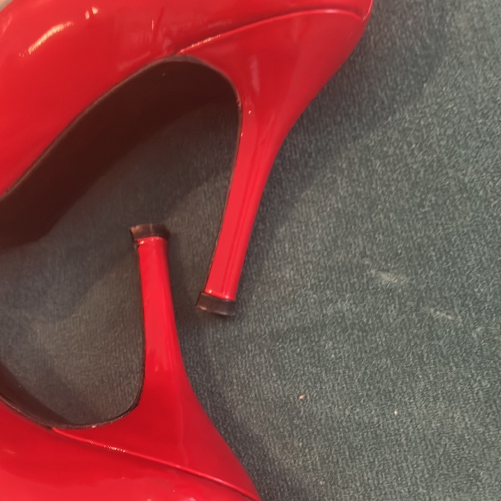 Stuart Weitzman Ruby Patent Red Heels Size 8 Incr… - image 5